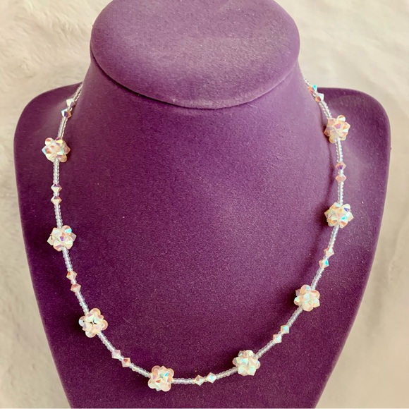 NWOT Elegant Floral Iridescent Crystal Necklace and Earring Set Jewelry Asian - Picture 5 of 14